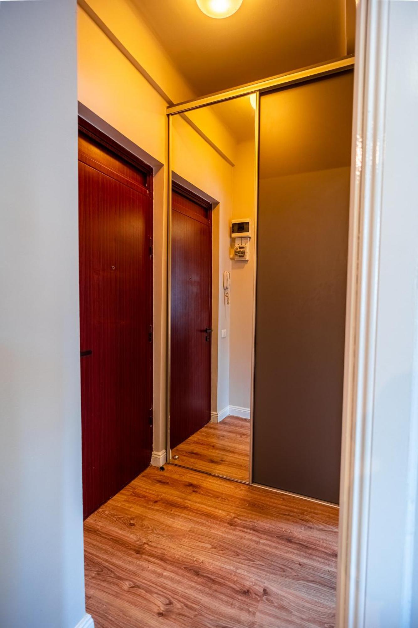 Cozy Apartments Near Calea Victoriei Bukarest Exterior foto